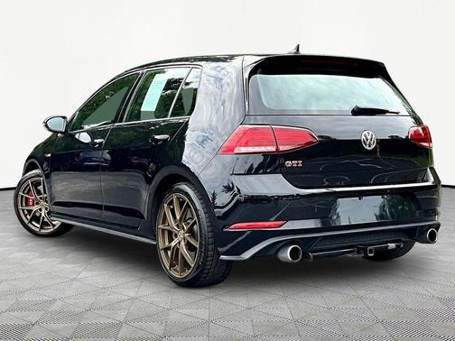 Deep Black Pearl 2020 Volkswagen Golf 1.4T TSI