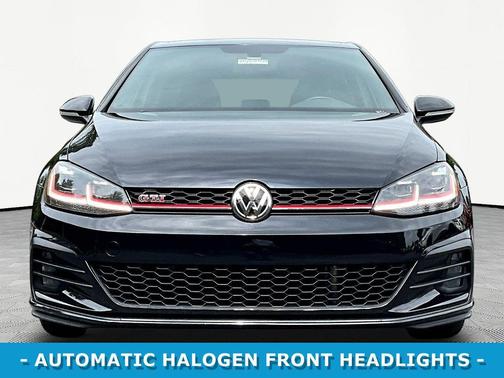 Deep Black Pearl 2020 Volkswagen Golf 1.4T TSI