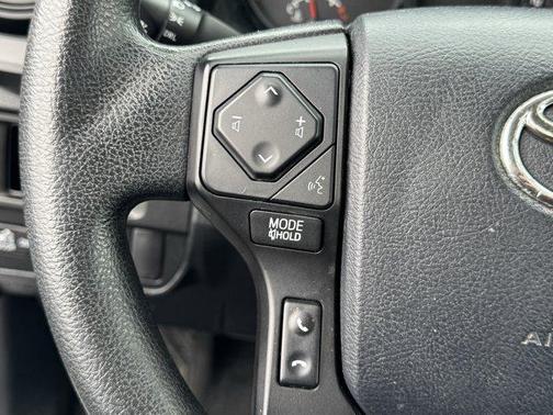 2017 Toyota Tacoma SR