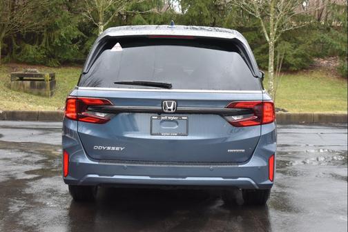 Smoke Blue Pearl 2026 Honda Odyssey Touring