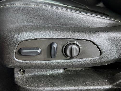 2023 GMC Acadia FWD SLT