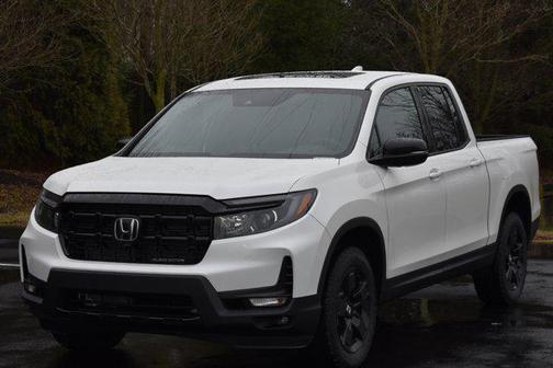Platinum White Pearl 2026 Honda Ridgeline Black