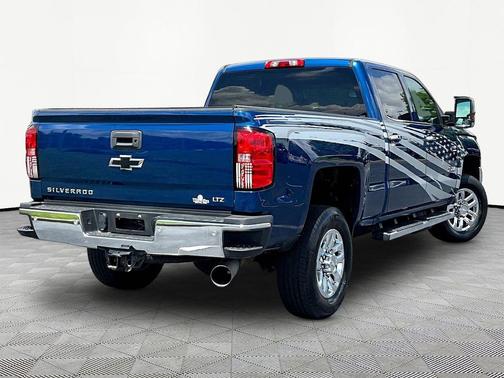 Deep Ocean Blue Metallic 2019 Chevrolet Silverado 2500 LTZ