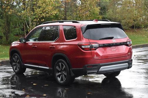 2023 Honda Pilot AWD Elite