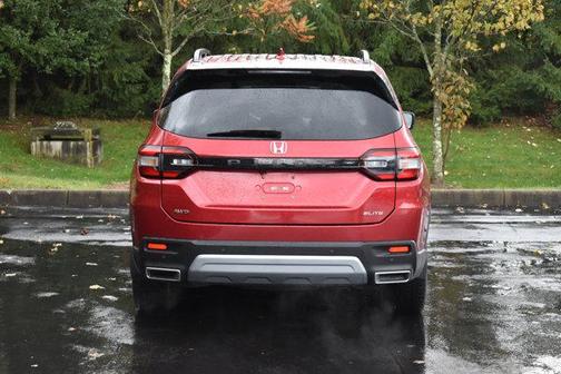 2023 Honda Pilot AWD Elite