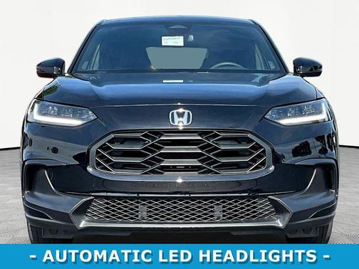 Crystal Black Pearl 2025 Honda HR-V AWD Sport