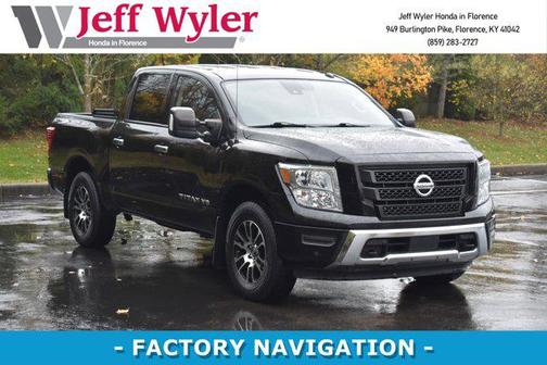 2020 Nissan Titan SV