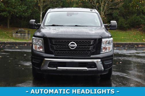 2020 Nissan Titan SV