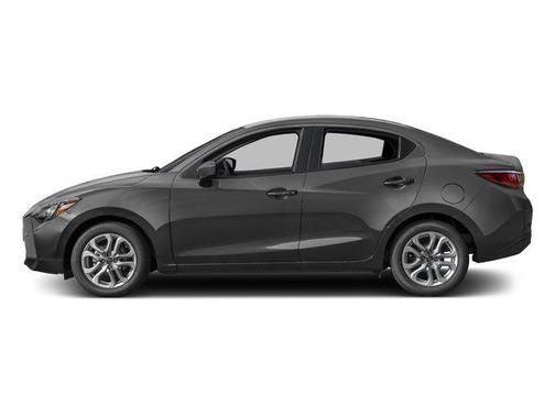 Stealth 2017 Toyota Yaris iA Base