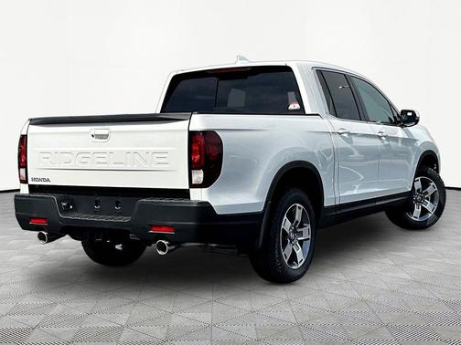 Platinum White Pearl 2026 Honda Ridgeline RTL