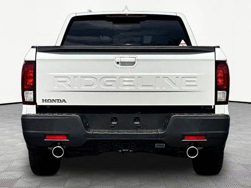 Platinum White Pearl 2026 Honda Ridgeline RTL