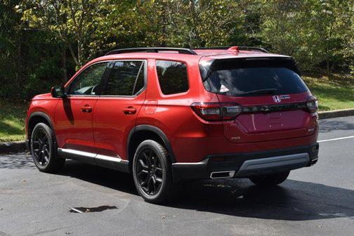2025 Honda Pilot Touring 8-Passenger
