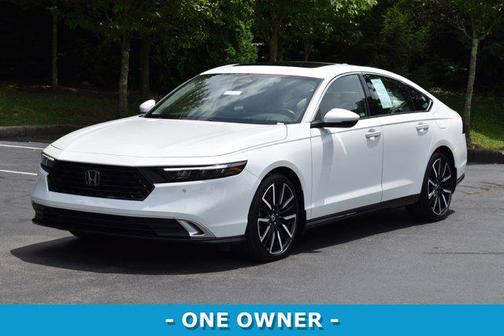 2023 Honda Accord Hybrid Touring