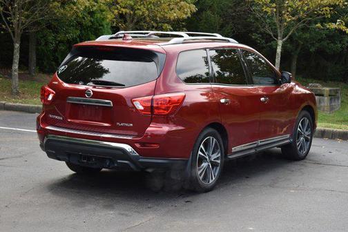 2020 Nissan Pathfinder Platinum 2WD