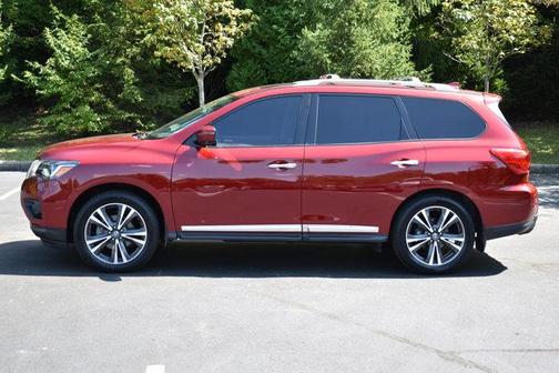 2020 Nissan Pathfinder Platinum 2WD