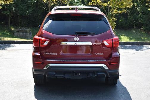 2020 Nissan Pathfinder Platinum 2WD