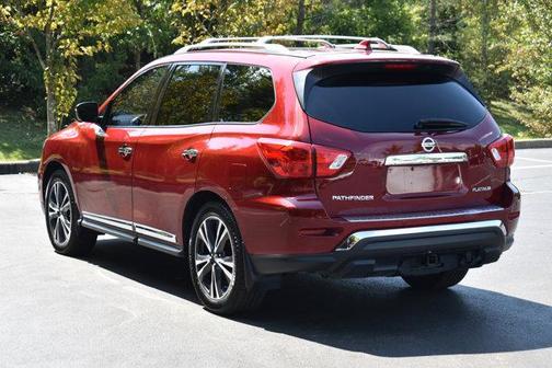 2020 Nissan Pathfinder Platinum 2WD