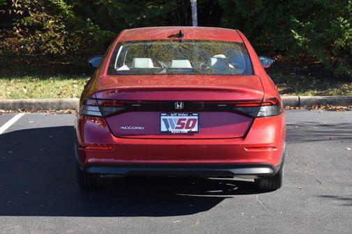 2025 Honda Accord Sport SE 1.5T