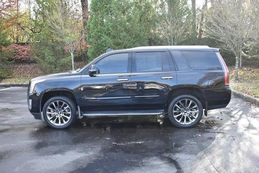 2020 Cadillac Escalade Luxury