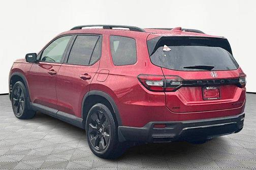 Radiant Red Metallic II 2026 Honda Pilot Black Edition