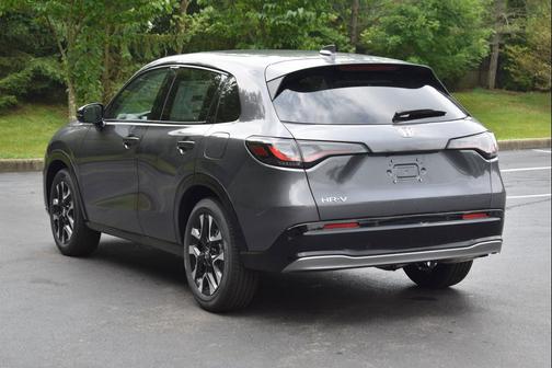Modern Steel Metallic 2027 Honda HR-V EX-L