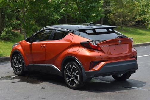 2020 Toyota C-HR XLE