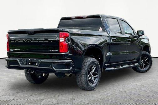 2023 Chevrolet Silverado 1500 Custom Trail Boss