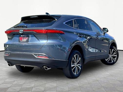 Coastal Gray 2024 Toyota Venza LE