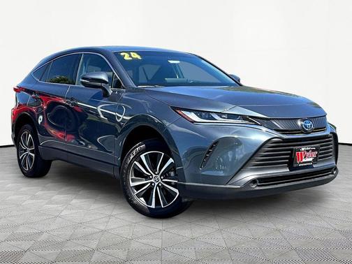 Coastal Gray 2024 Toyota Venza LE
