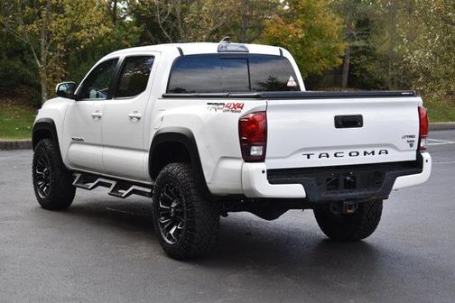 2018 Toyota Tacoma SR