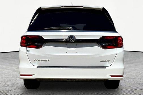 Platinum White Pearl 2023 Honda Odyssey Sport