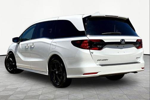 Platinum White Pearl 2023 Honda Odyssey Sport
