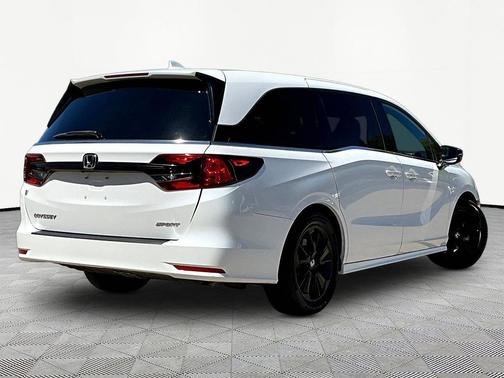 Platinum White Pearl 2023 Honda Odyssey Sport