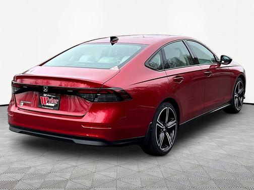 Radiant Red Metallic 2026 Honda Accord SE
