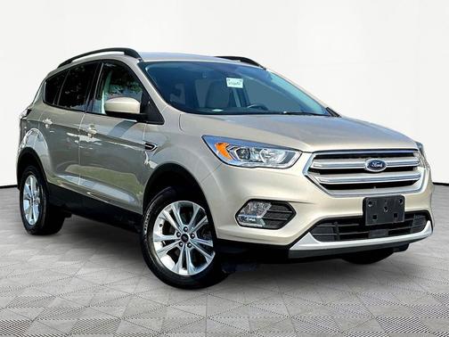 White Gold Metallic 2018 Ford Escape SEL