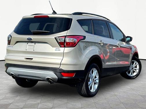 White Gold Metallic 2018 Ford Escape SEL