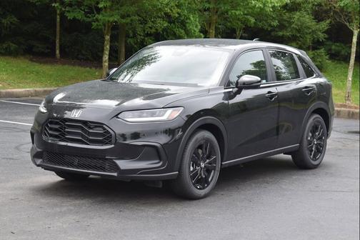 Crystal Black Pearl 2027 Honda HR-V Sport