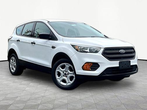 Oxford White 2018 Ford Escape S