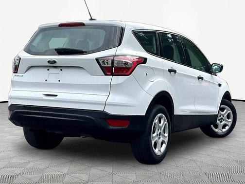 Oxford White 2018 Ford Escape S