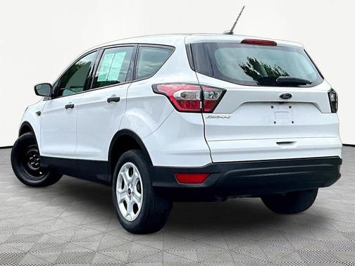 Oxford White 2018 Ford Escape S