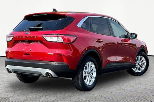 Rapid Red Metallic Tinted Clearcoat 2020 Ford Escape SE