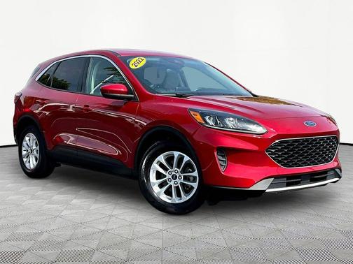 Rapid Red Metallic Tinted Clearcoat 2020 Ford Escape SE