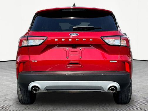 Rapid Red Metallic Tinted Clearcoat 2020 Ford Escape SE