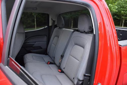 2018 GMC Canyon Base