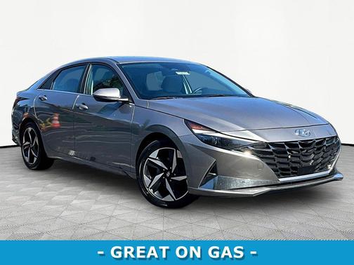 Fluid Metal 2023 Hyundai ELANTRA HEV Limited