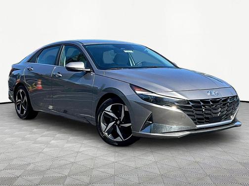 Fluid Metal 2023 Hyundai ELANTRA HEV Limited