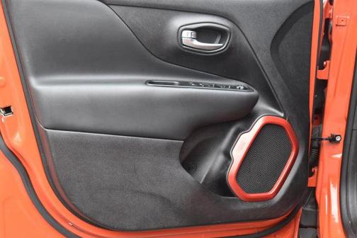 2017 Jeep Renegade Trailhawk