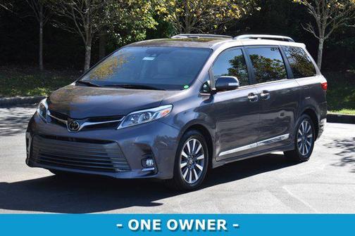 2020 Toyota Sienna Limited Premium