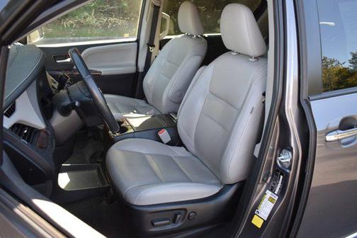 2020 Toyota Sienna Limited Premium