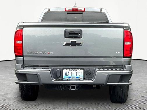 Satin Steel Metallic 2019 Chevrolet Colorado LT